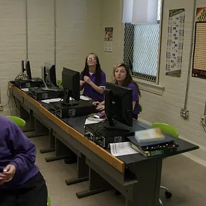 Jeunes filles en prison