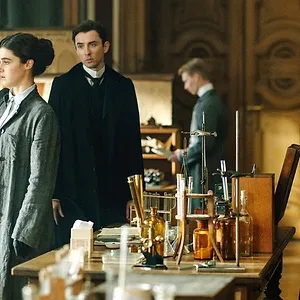 S2 E1 : La comtesse mélancolique