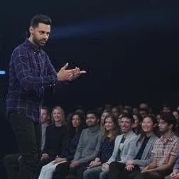 Hasan Minhaj : Un patriote américain