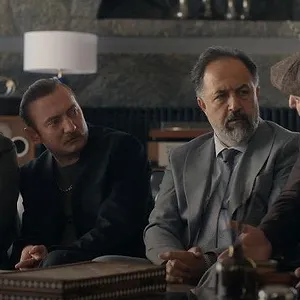 La huitième famille