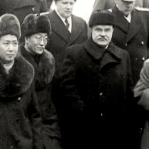 Turning Point : L'arme nucléaire et la guerre froide