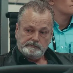 Mr. Good : Flic ou baron ?