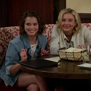 Alexa & Katie