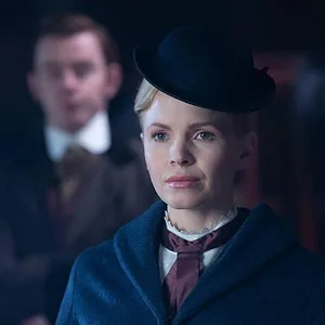 Miss Scarlet, détective privée