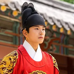 Hotel Del Luna