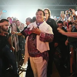 Juan Gabriel: Debo, puedo y quiero
