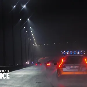 En route avec la police