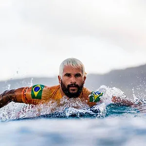 Make or Break : au sommet des vagues