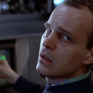 X-Files : Aux frontières du réel