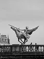 Paris, un jour de mai