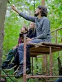 Piotr le cueilleur de miel et les abeilles des bois