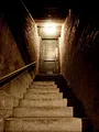 Un mort au sous-sol